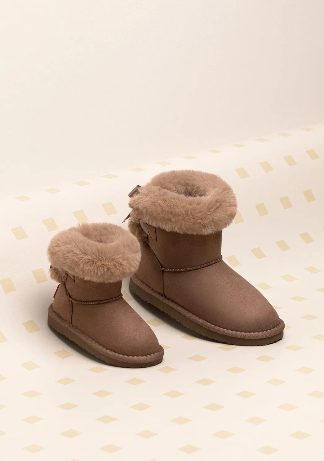 Shop Botas Australianas Lazo Pelo Water Repellent Taupe B&W Botas Australianas|Botas Australianas